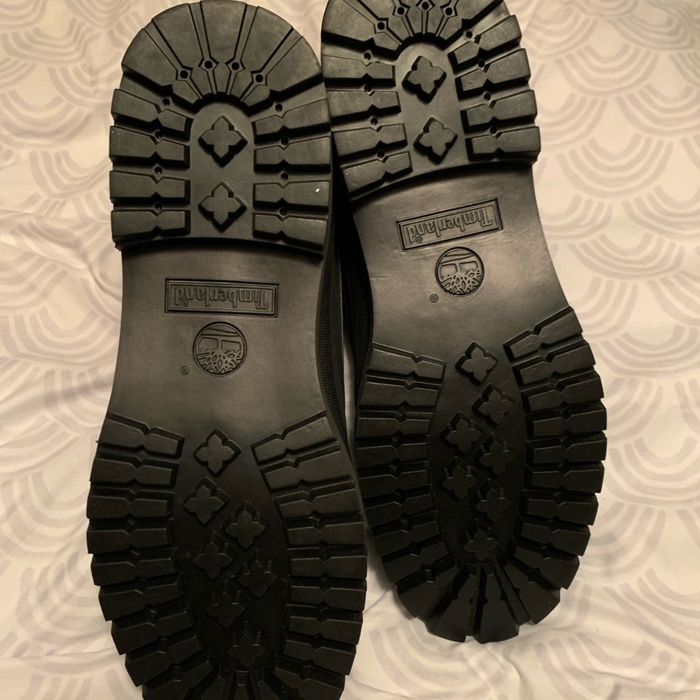 Timberland Winter Boots ‼️NWOT‼️ - Picture 2 of 3